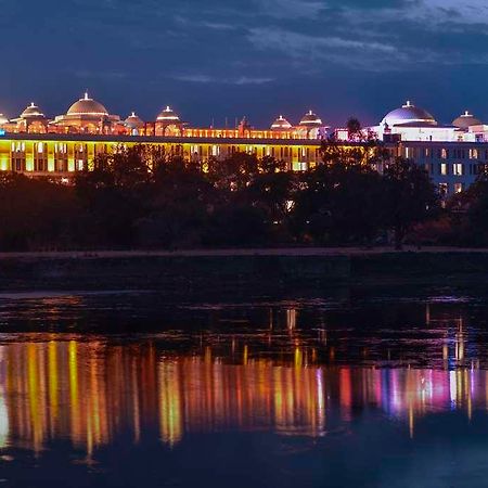 Radisson Blu Udaipur Palace Resort & Spa Ngoại thất bức ảnh