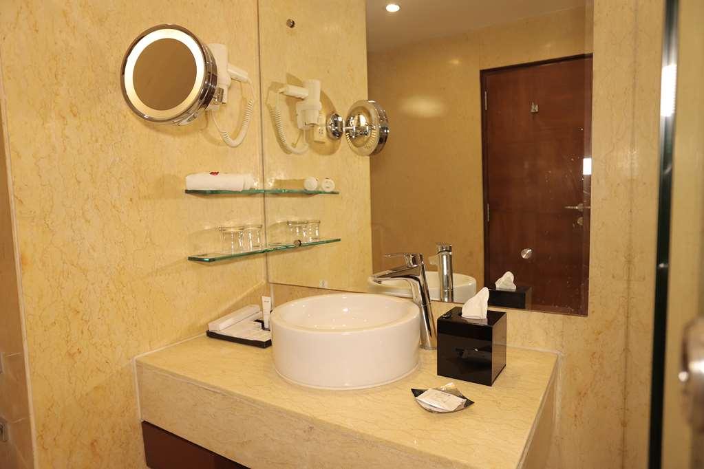 Radisson Blu Udaipur Palace Resort & Spa Phòng bức ảnh